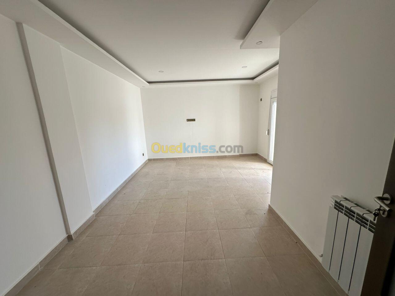 Location Appartement F4 Annaba Annaba