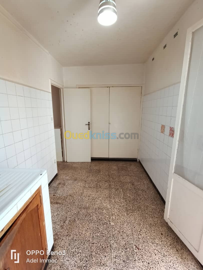 Location Appartement F3 Annaba Annaba