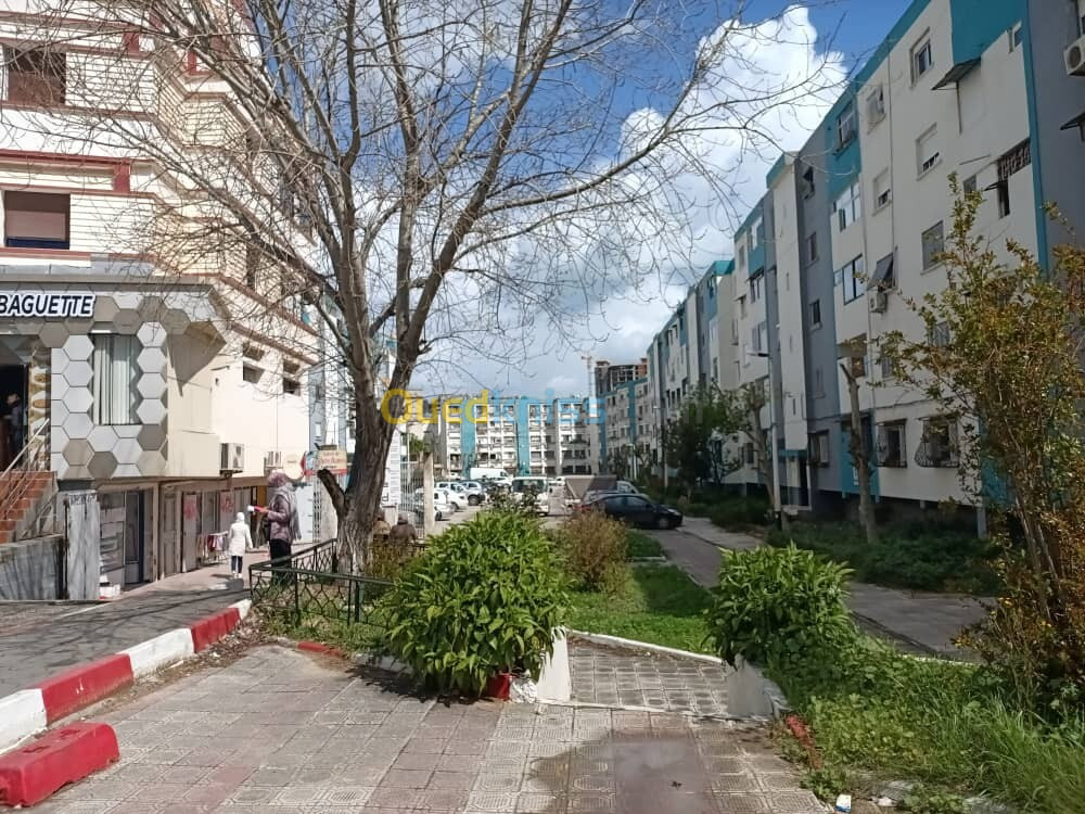 Location Appartement F4 Annaba Annaba