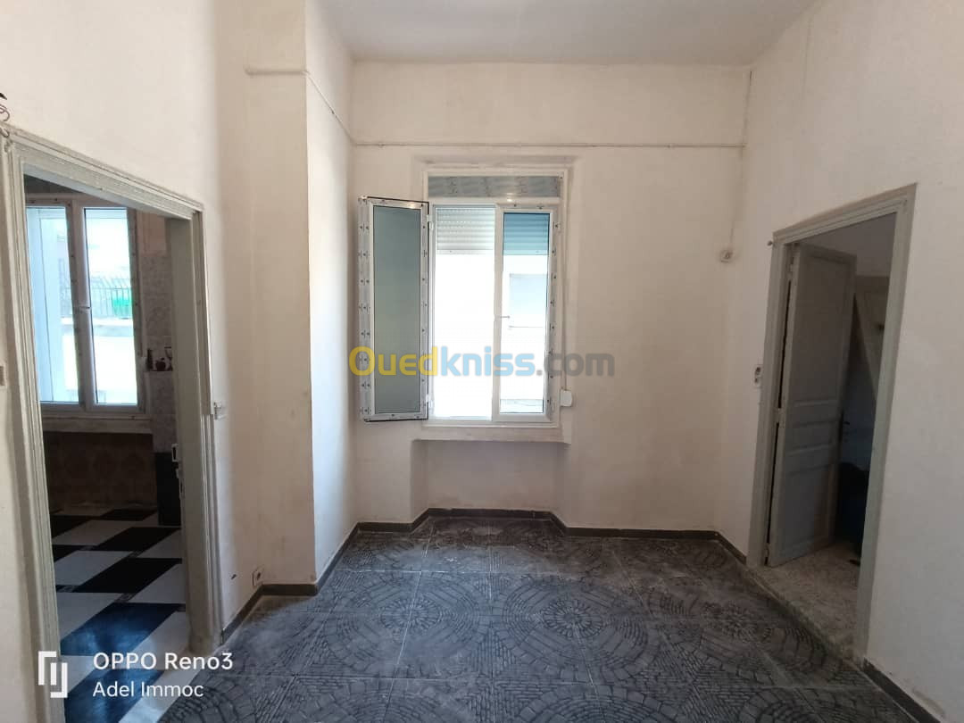 Location Appartement F2 Annaba Annaba