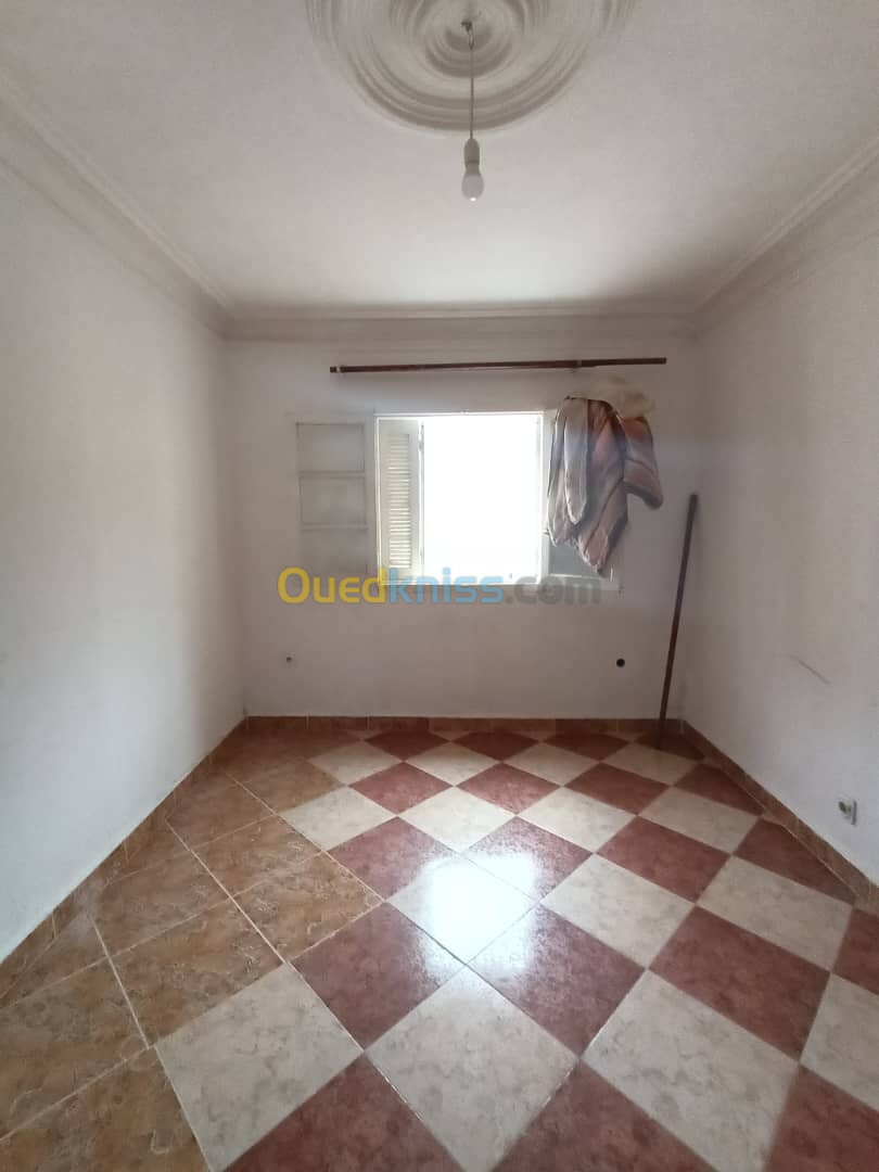 Location Appartement F2 Annaba Annaba