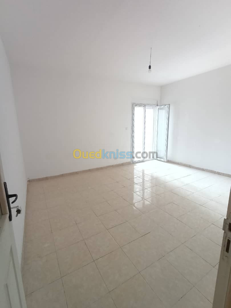 Location Appartement F3 Annaba Annaba