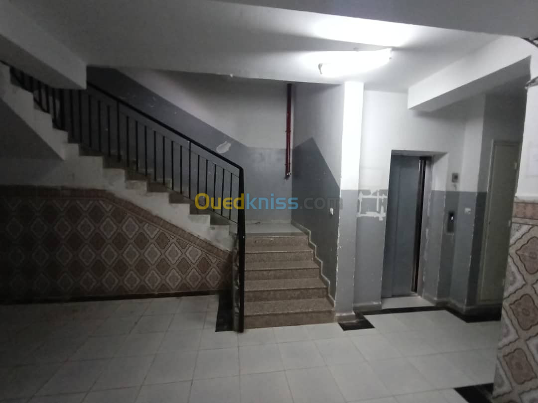 Location Appartement F3 Annaba Annaba