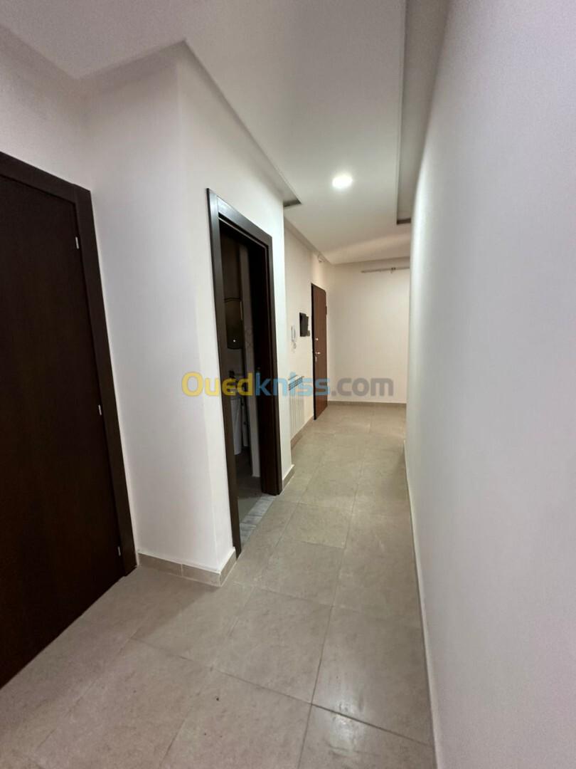 Location Appartement F4 Annaba Annaba