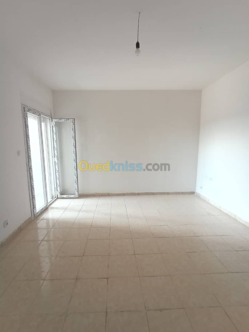 Location Appartement F3 Annaba Annaba