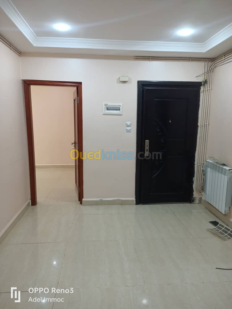 Location Appartement F4 Annaba Annaba