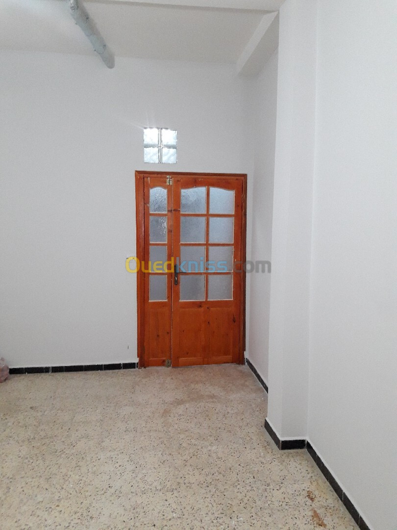 Location Niveau De Villa F3 Guelma Guelma