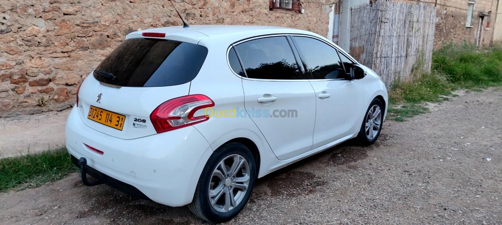 Peugeot 208 2014 Allure sans toit