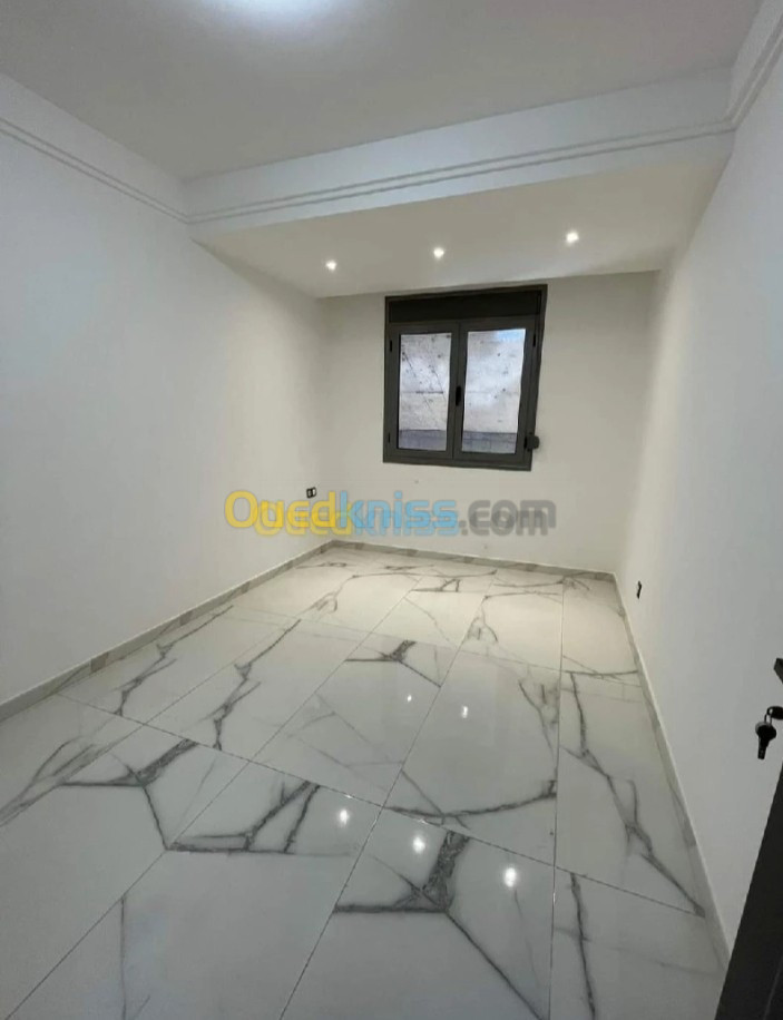 Vente Appartement F2 Alger Bordj el kiffan