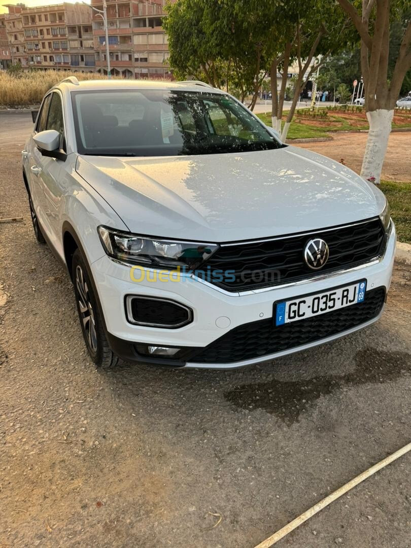 Volkswagen T-Roc 2021 Active