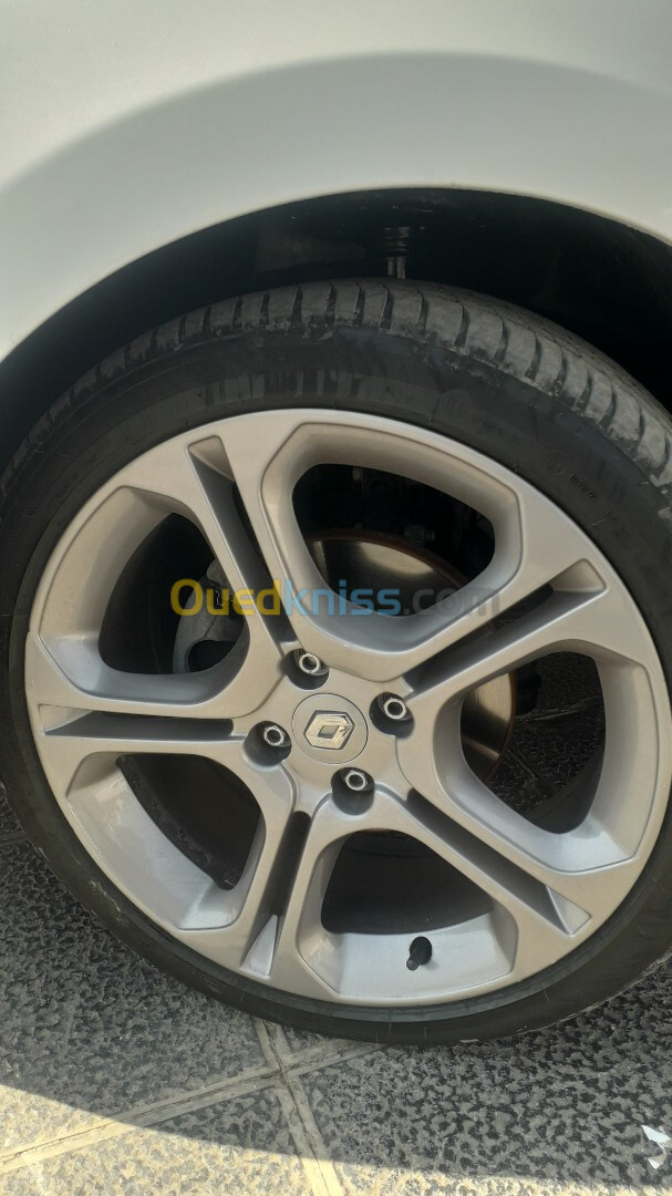 Renault Clio 4 2018 GT Line +