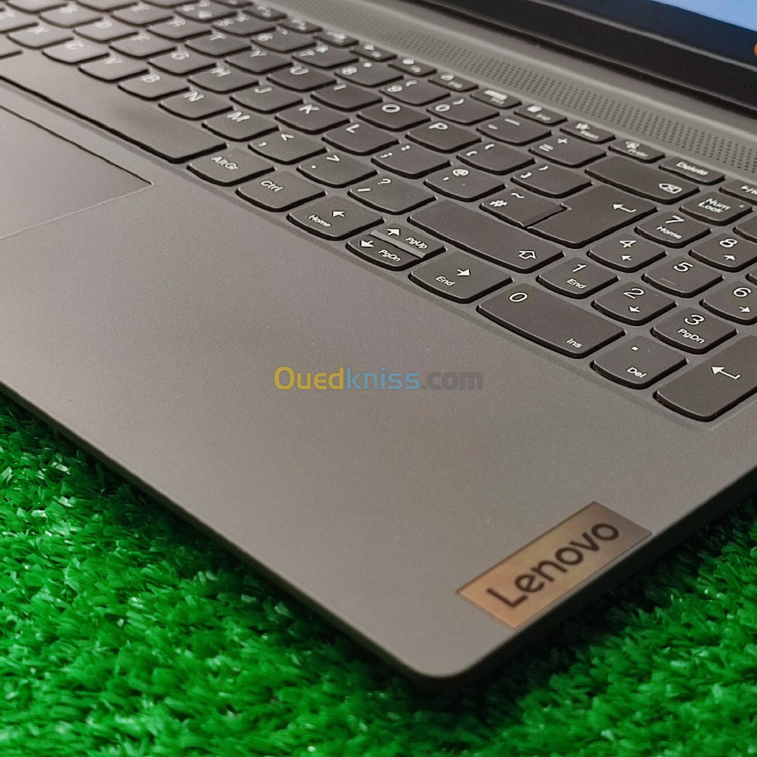 Lenovo IdeaPad 5 i7 1165G7 08GO RAM 512SSD 15.6 FHD 