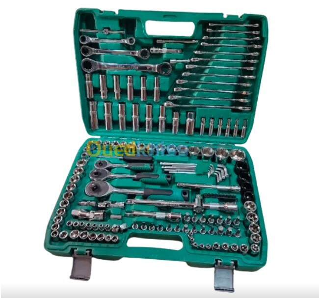 Caisse à outils 151PCS  DIVERS 