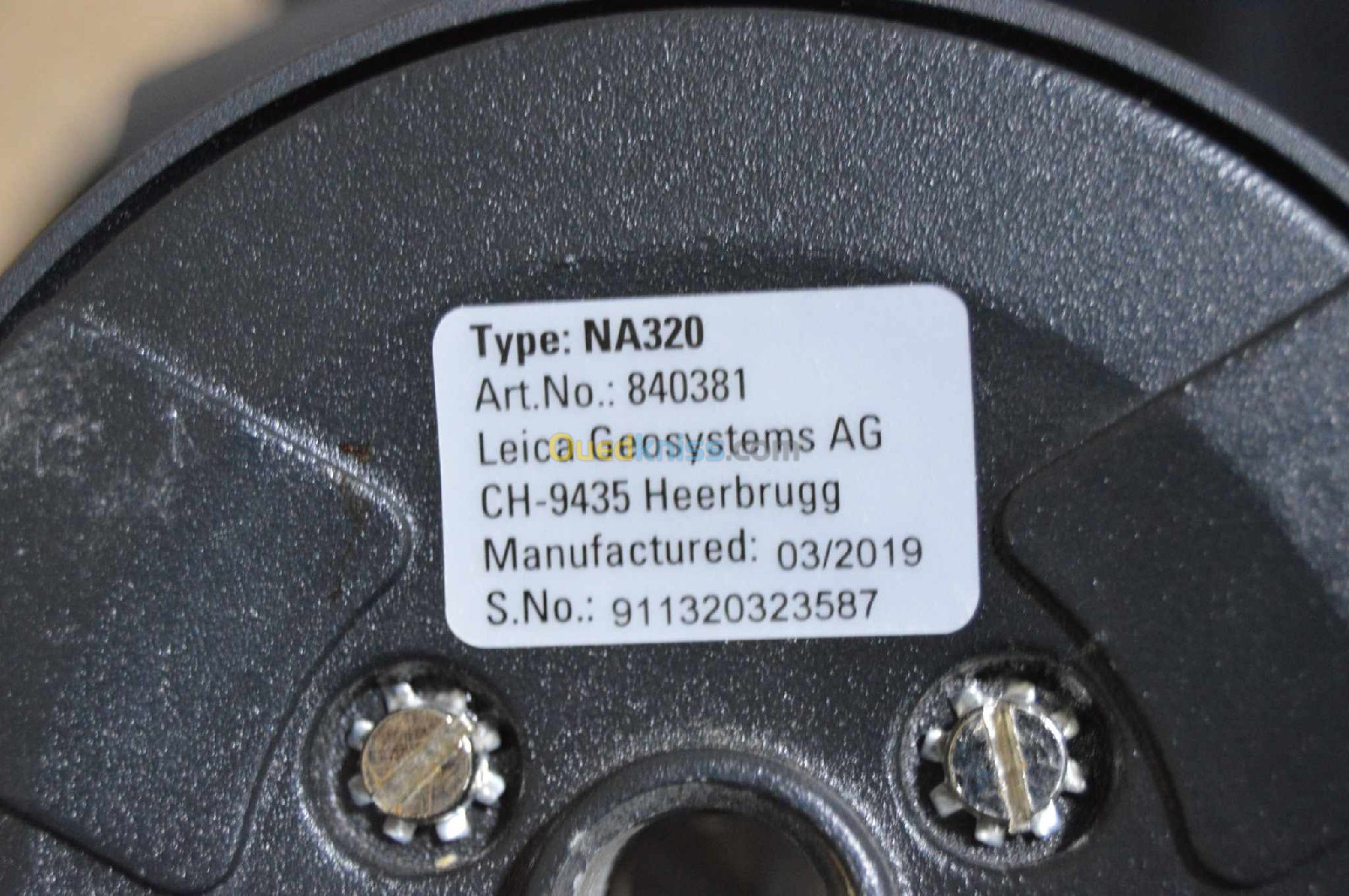 Leica NA320 (2019) Neuf de niveaux automatiques (optiques)   résultats haute qualité