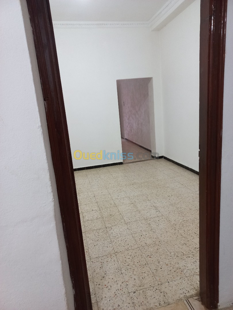 Location Appartement F2 Alger El harrach