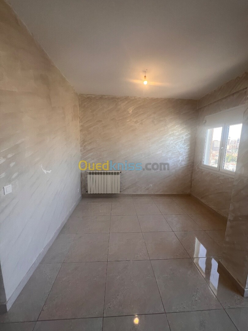 Vente Appartement F04 Oran Oran