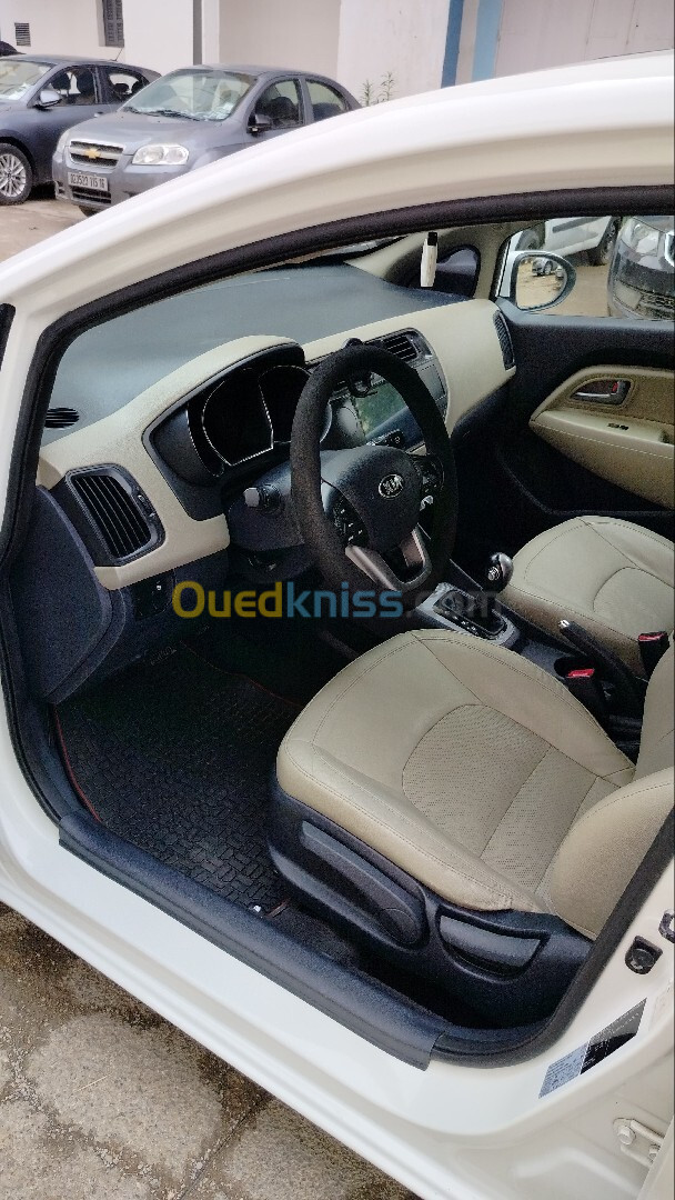 Kia Rio 5 portes 2015 Rio 5 portes