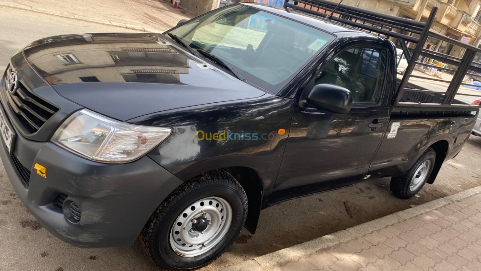 Toyota Hilux 2015 LEGEND SC 4x2