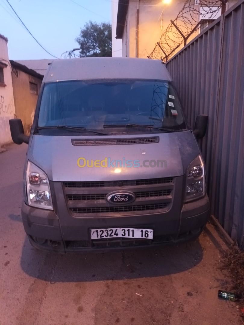 Ford Transit Ford 2011