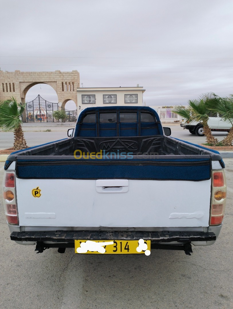 Mazda BT 50 2014 Simple cabine