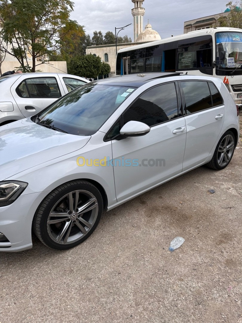 Volkswagen Golf 7 2017 Acarat