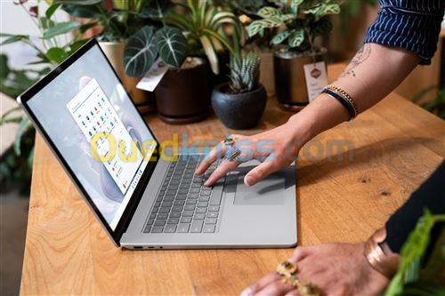 Microsoft Surface Laptop 5  - CORE i7-12th GENE /ECRAN 15" 2.5k  "TACTILE / RAM 8 GB /SDD 256 GB