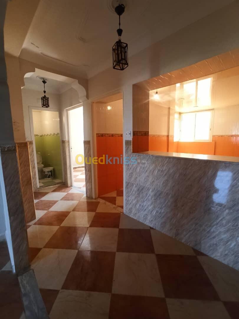 Location Appartement F3 Boumerdès Corso