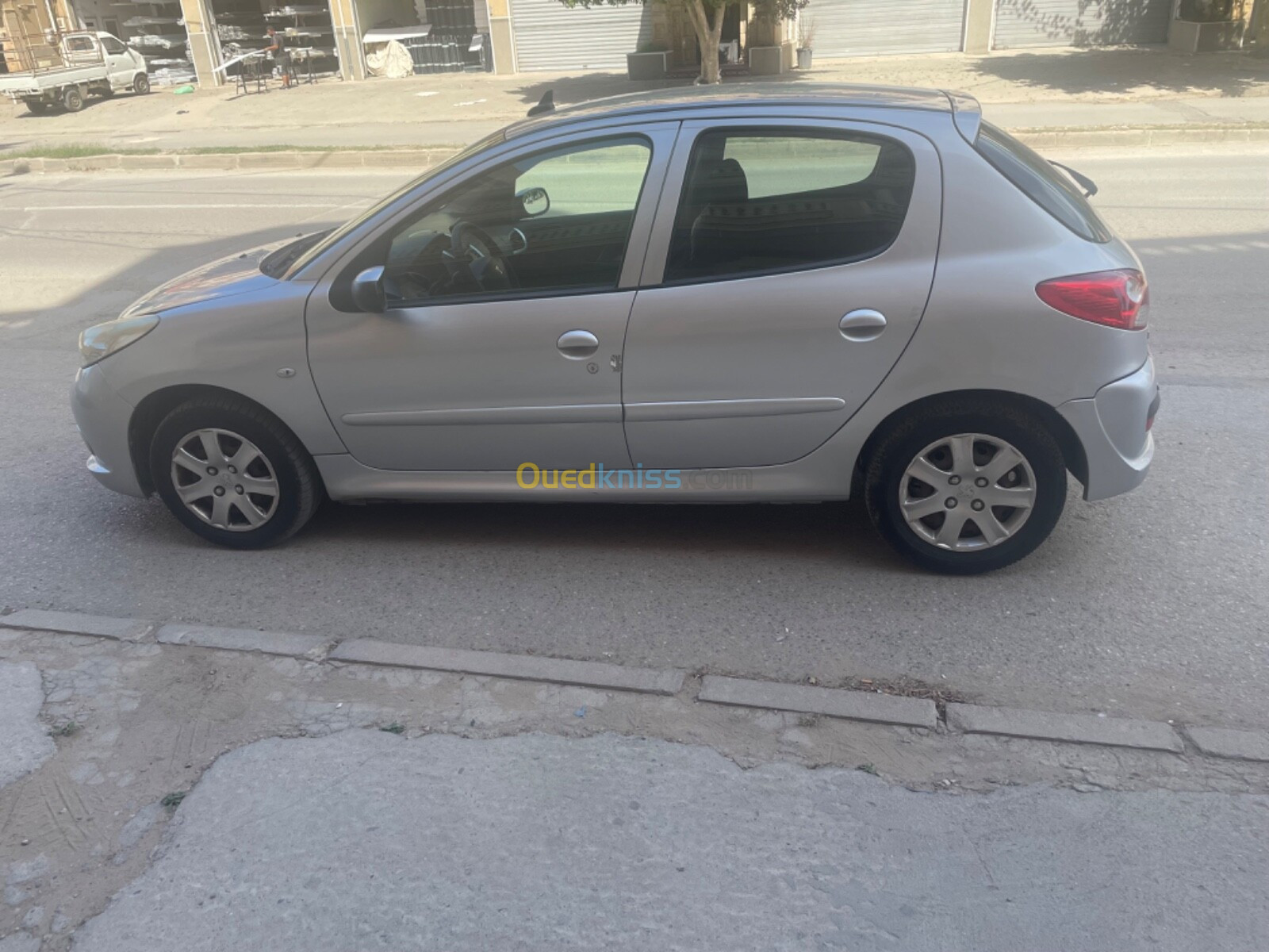 Peugeot 206 Plus 2011 206 Plus