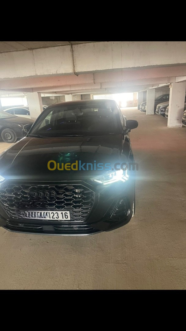 Audi Q3 2023 Black black