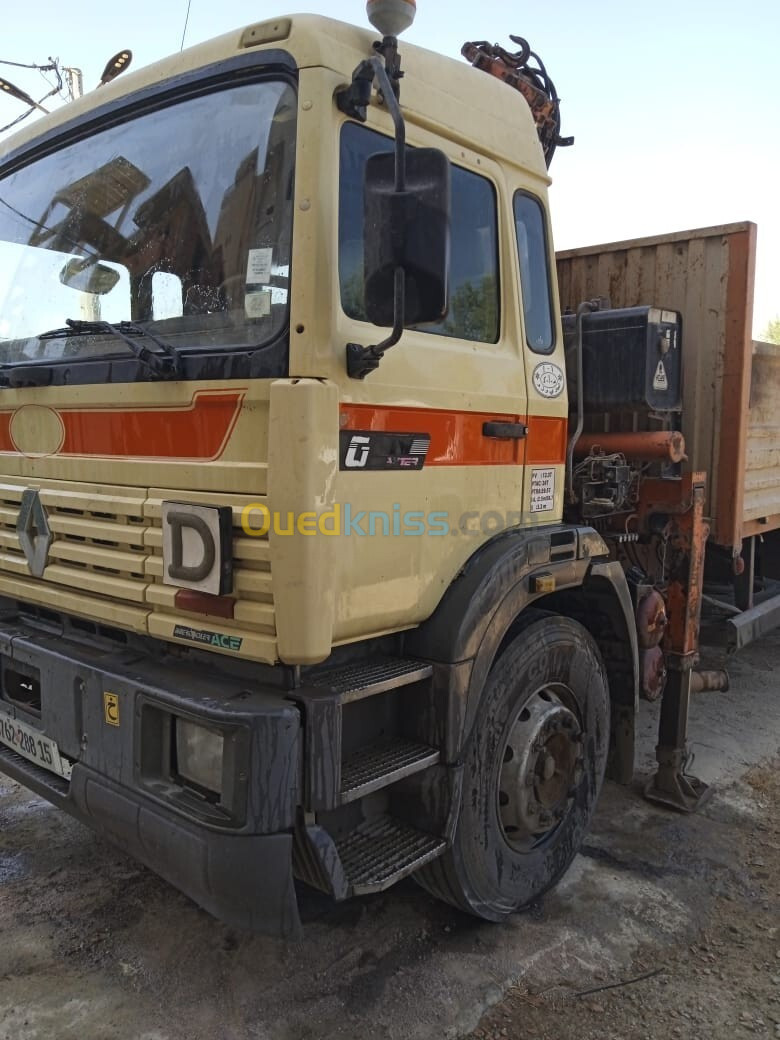 Renault location camion à grue 