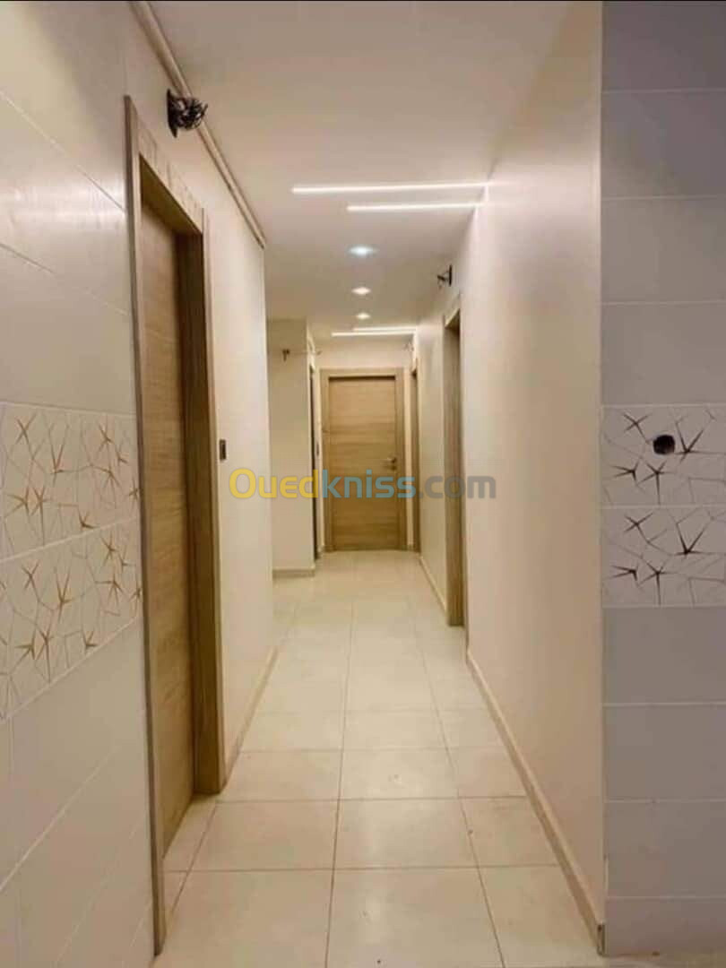 Vente Appartement F6 Alger Bordj el bahri