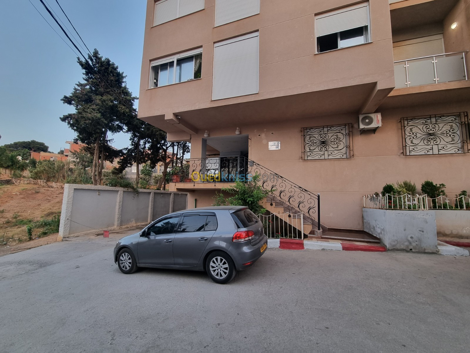 Location Appartement F1 Tipaza Bou ismail