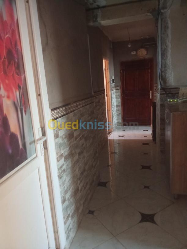 Vente Appartement F4 Bouira Mchedallah