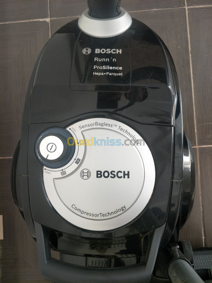 Aspirateur bosch sensorbagless technology hot sale