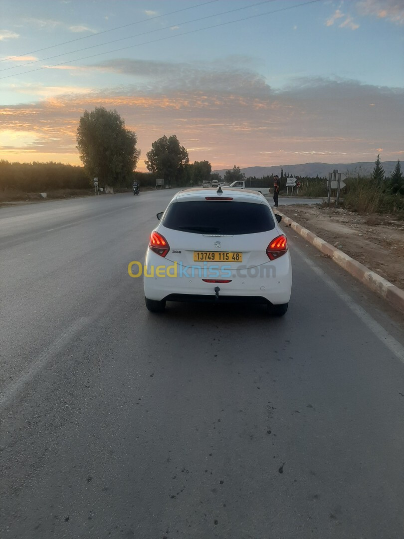 Peugeot 208 2015 Allure Facelift