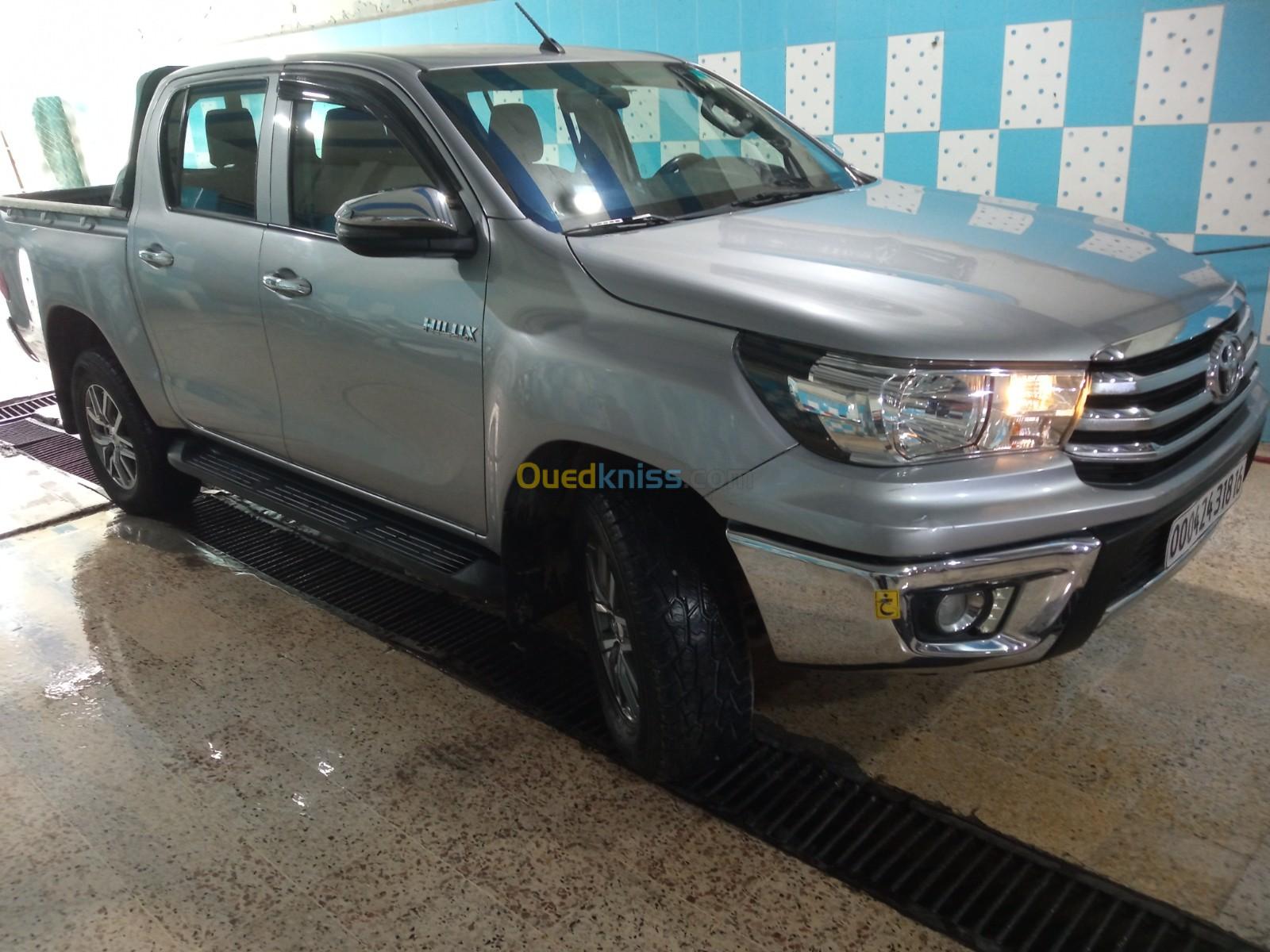 Toyota Hilux 2018 LEGEND DC 4x4