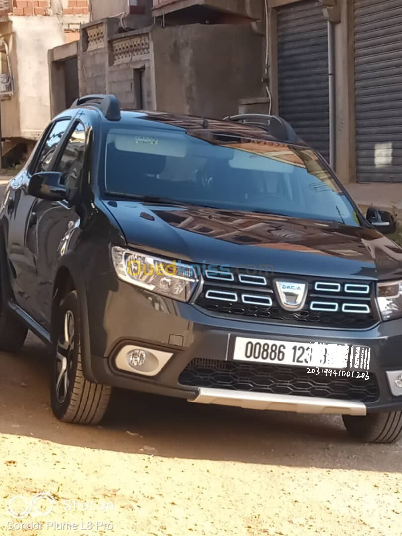 Dacia Sandero Stepway 2023 Techroud