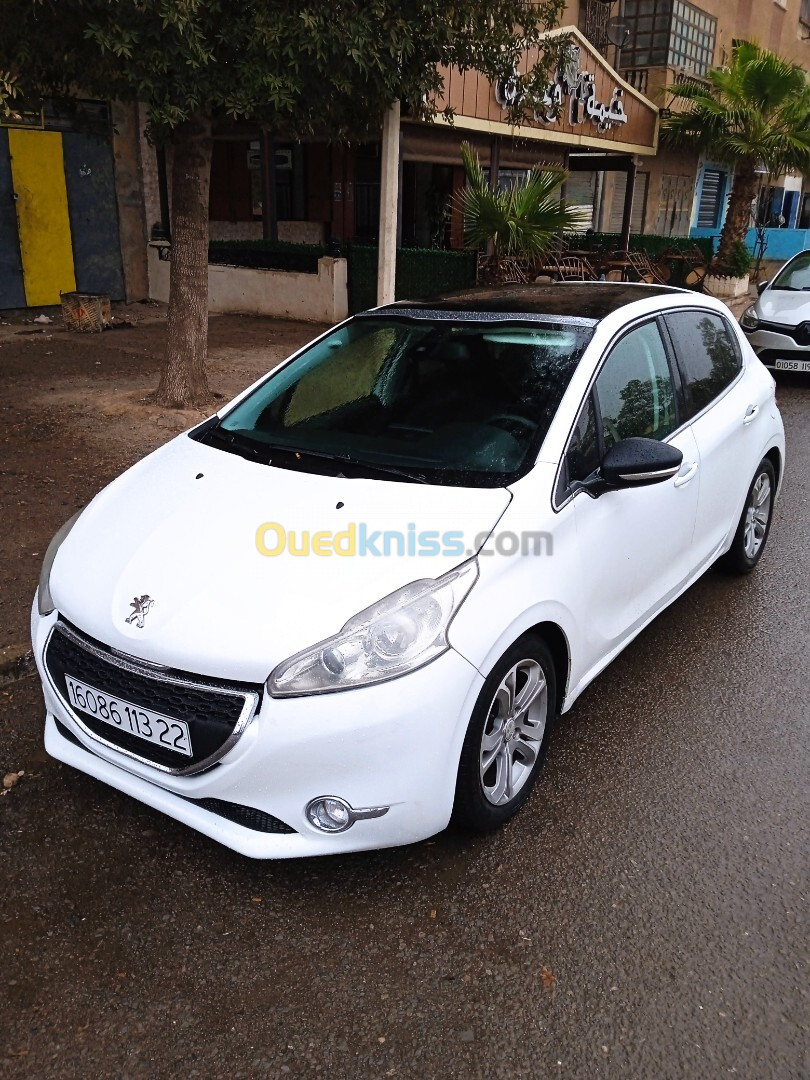 Peugeot 208 2013 Allure