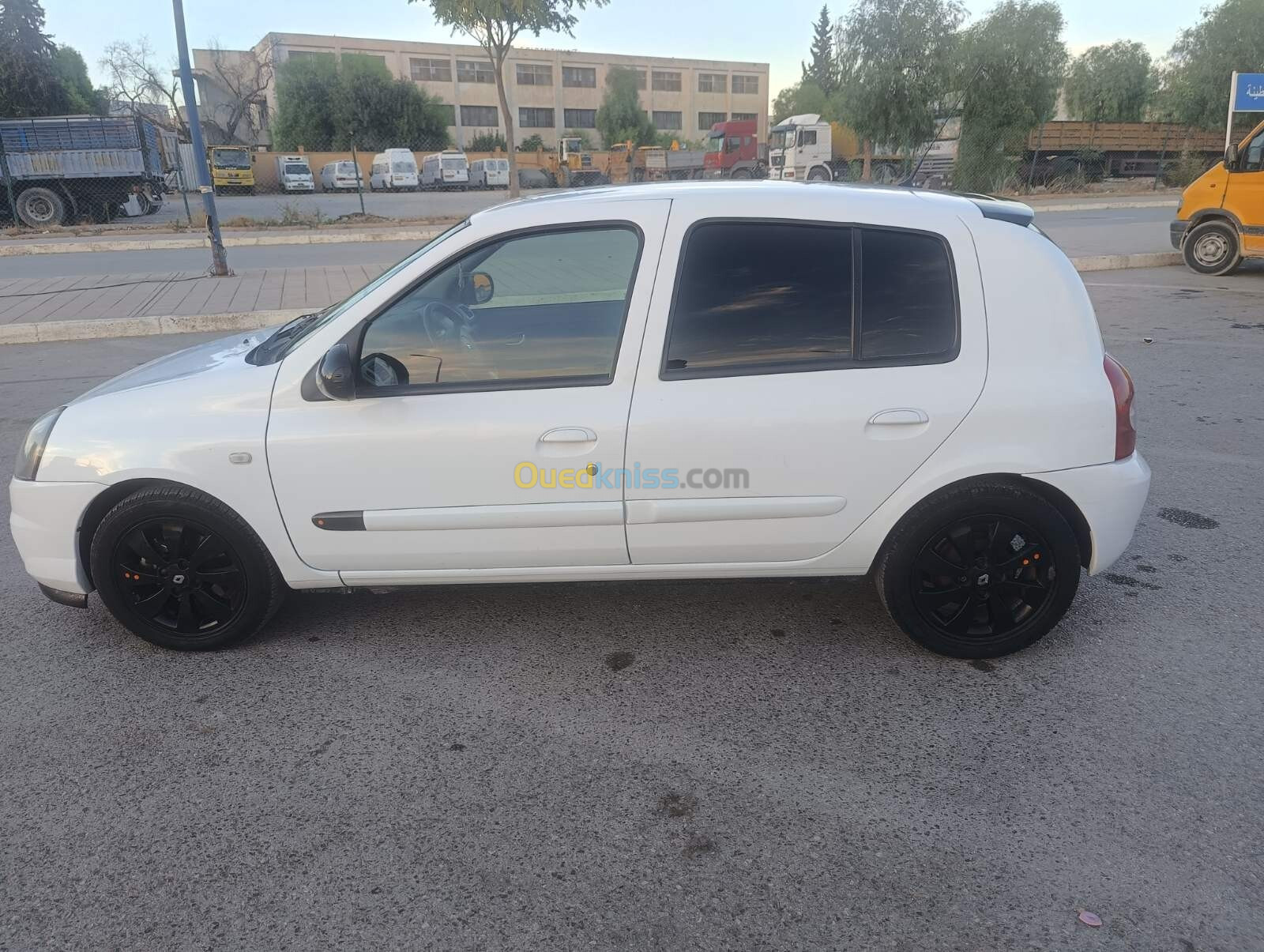 Renault Clio Campus 2014 Extreme 2