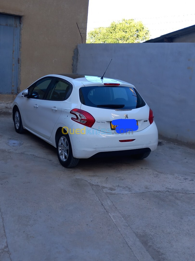 Peugeot 208 2013 Allure