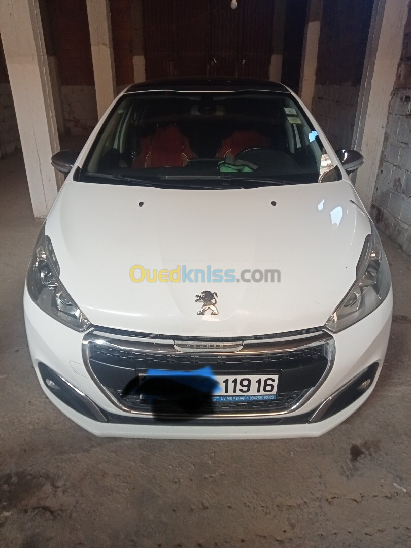 Peugeot 208 2019 Allure Facelift