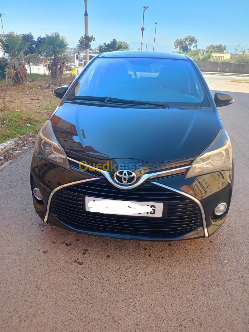 Toyota Yaris 2015 