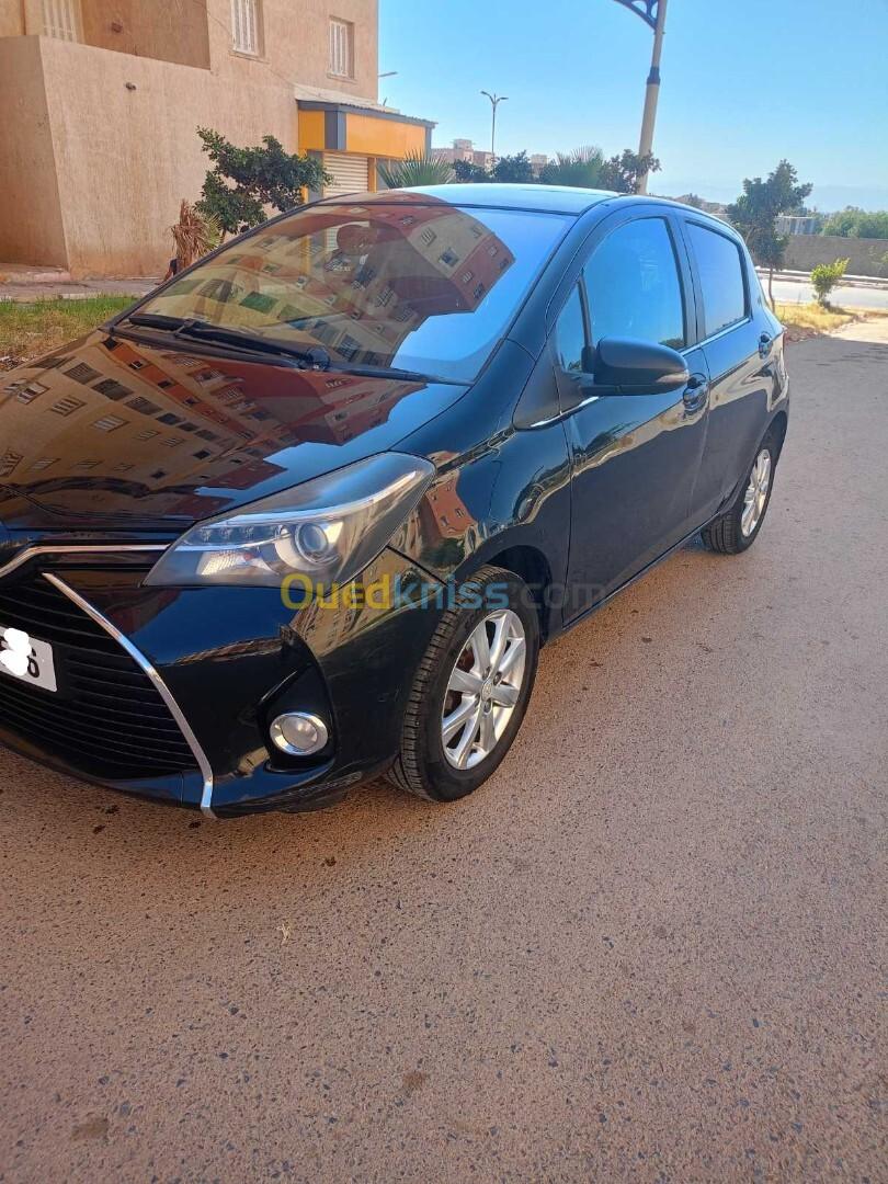 Toyota Yaris 2015 