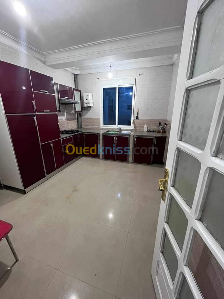 Location Appartement F4 Annaba Annaba