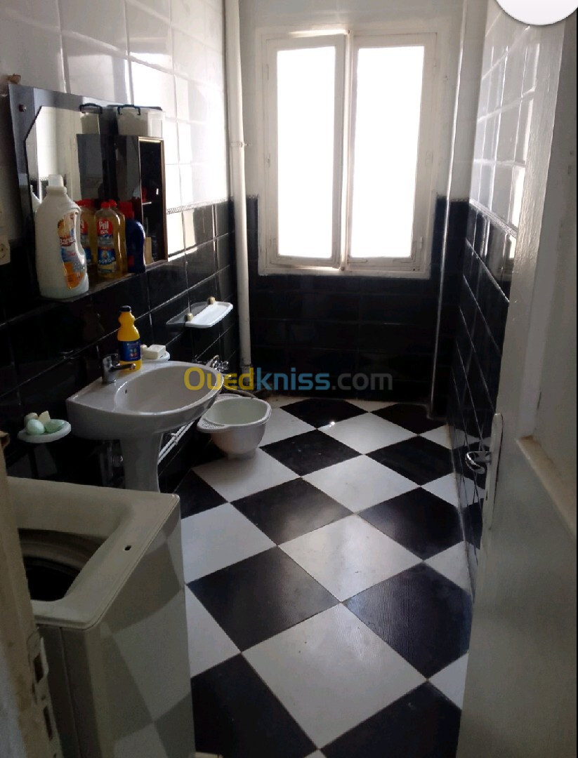 Location Appartement F3 Mostaganem Mostaganem