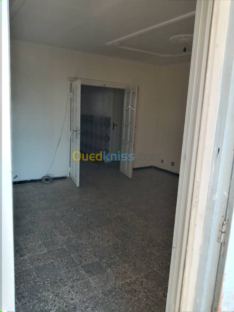 Vente Appartement F05 Annaba Annaba