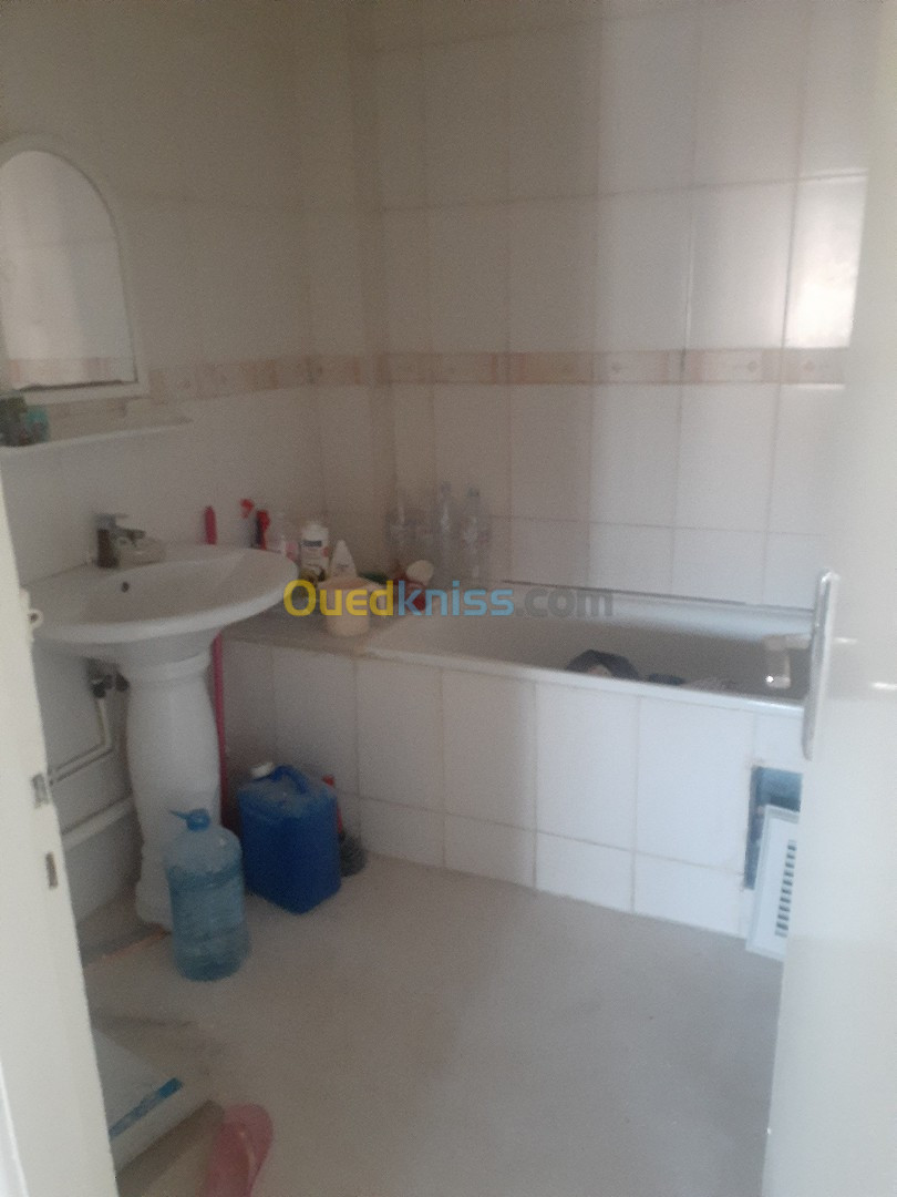 Location Appartement F3 Alger Souidania