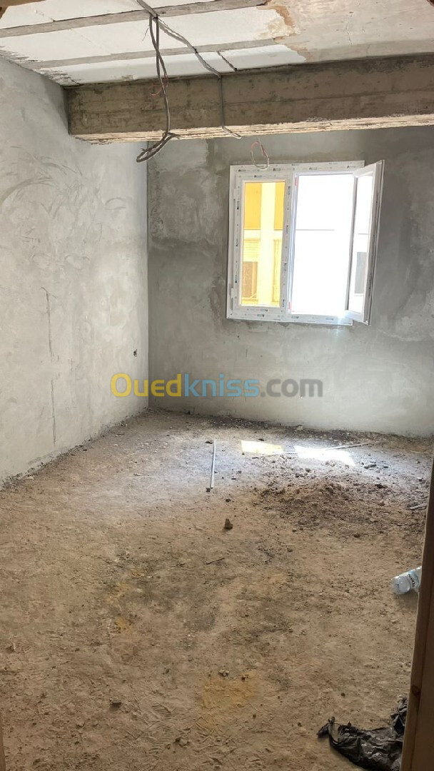 Vente Appartement F2 Alger Bordj el kiffan