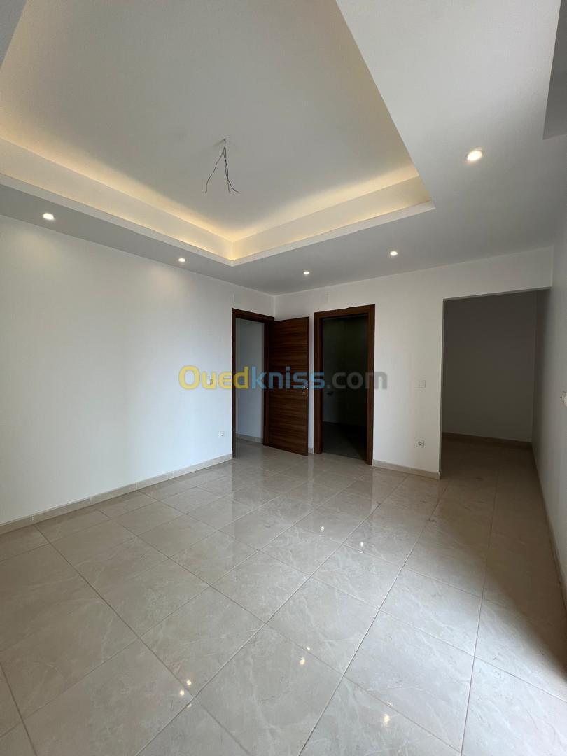 Vente Appartement F4 Alger Cheraga