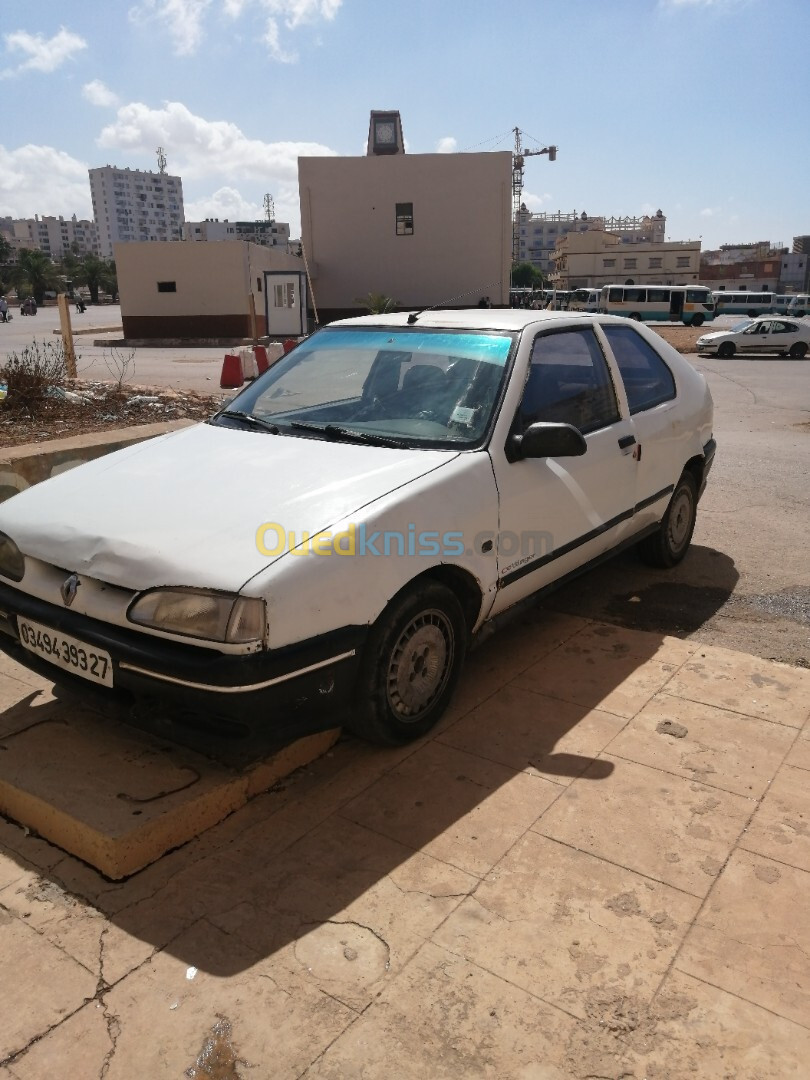 Renault 19 1993 1.9